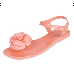 Flat jelly sandals with flower detail
